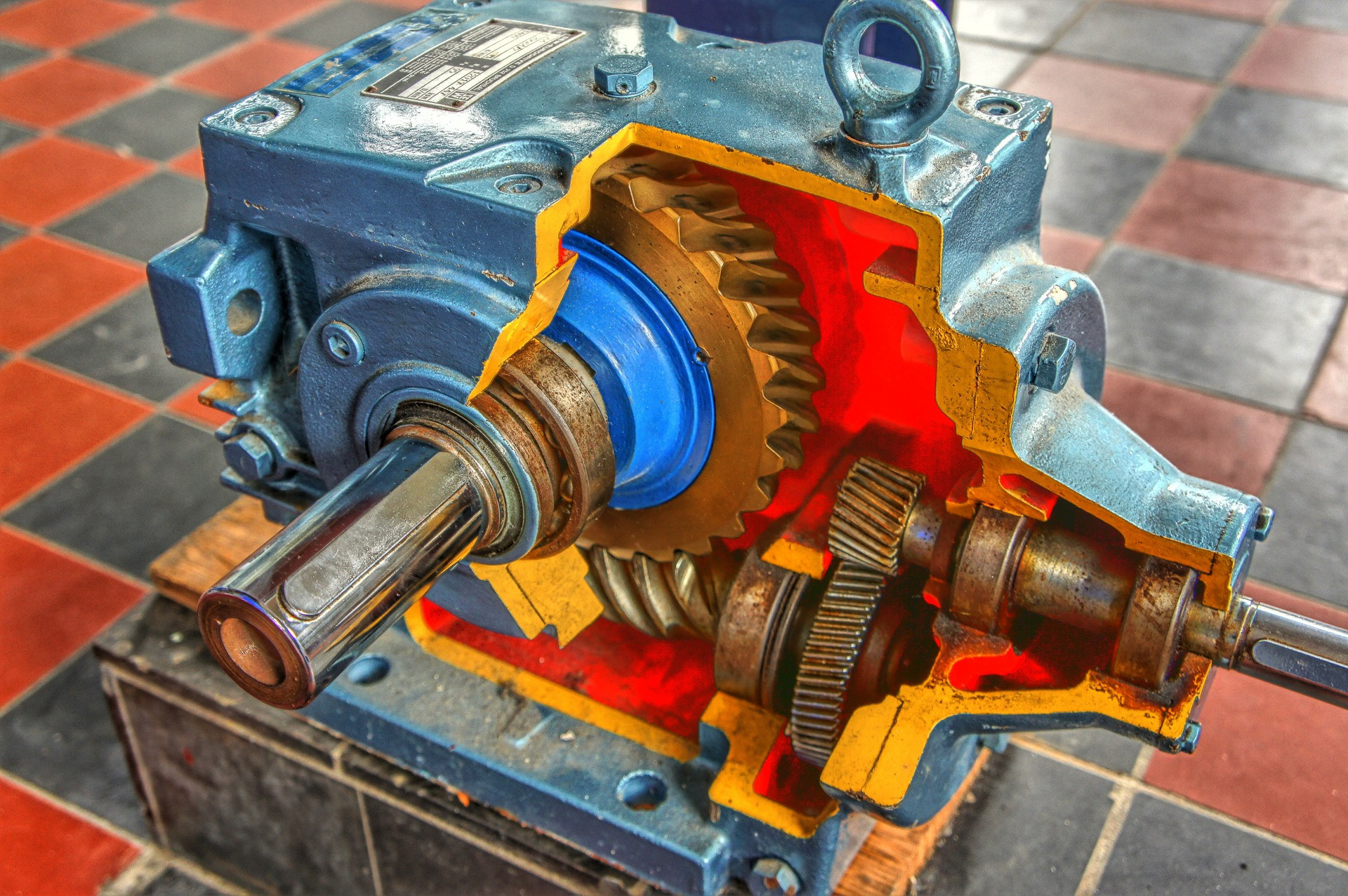 industry-94448_1920